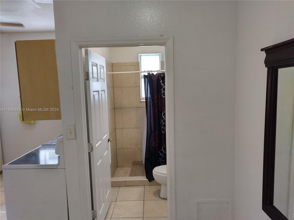 For Sale: $240,000 (2 beds, 1 baths, 615 Square Feet)
