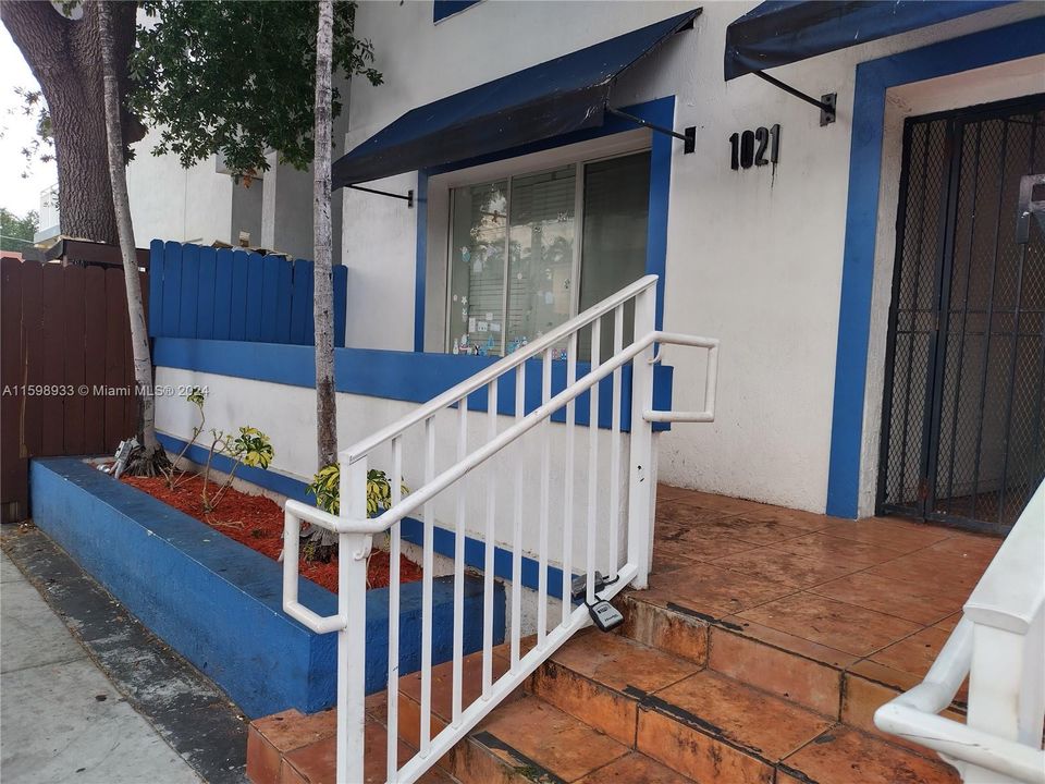 En Venta: $249,900 (2 camas, 1 baños, 615 Pies cuadrados)