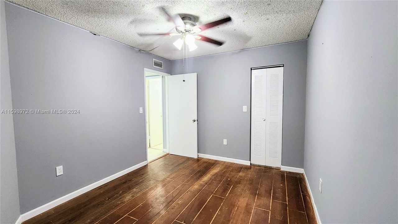 Recently Rented: $2,100 (2 beds, 2 baths, 908 Square Feet)