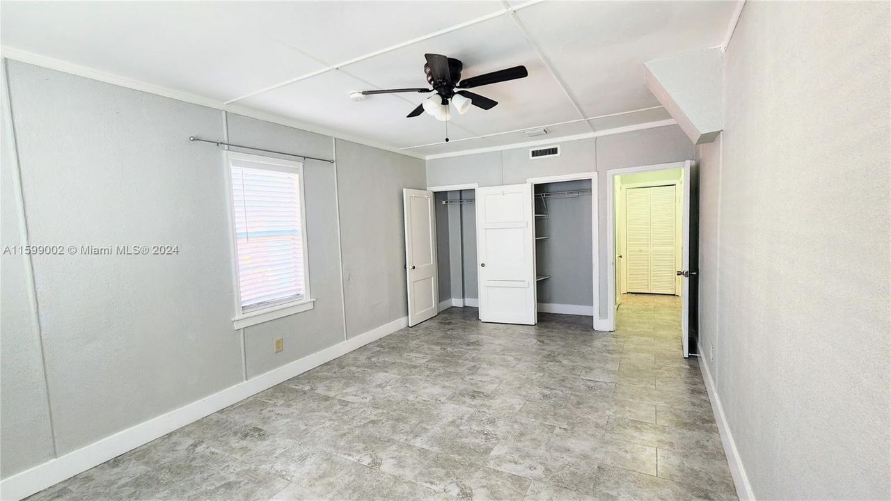 Active With Contract: $2,300 (3 beds, 2 baths, 2475 Square Feet)