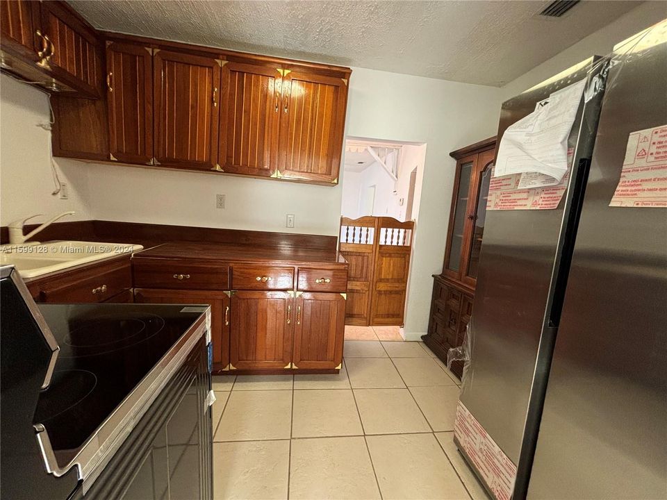 En Venta: $199,900 (2 camas, 1 baños, 976 Pies cuadrados)