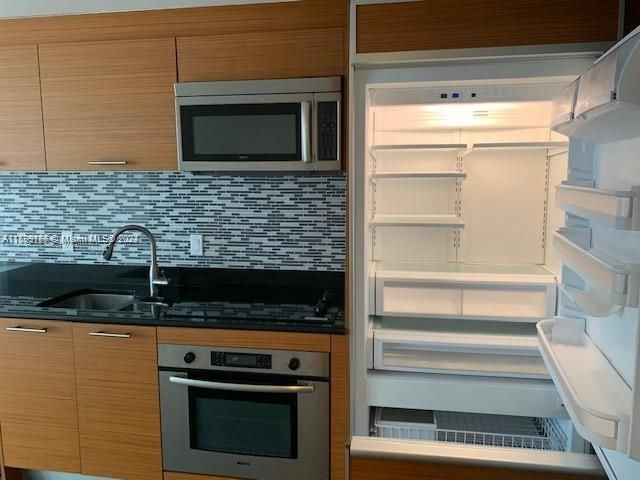 Недавно арендовано: $2,350 (0 спален, 1 ванн, 567 Квадратных фут)