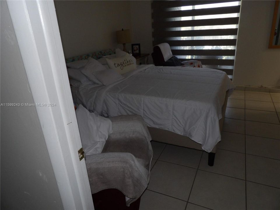 Activo con contrato: $279,999 (2 camas, 2 baños, 1030 Pies cuadrados)