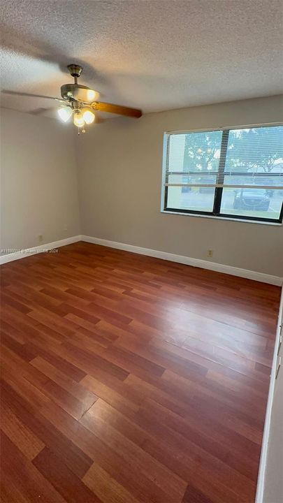 For Rent: $2,550 (2 beds, 2 baths, 1205 Square Feet)