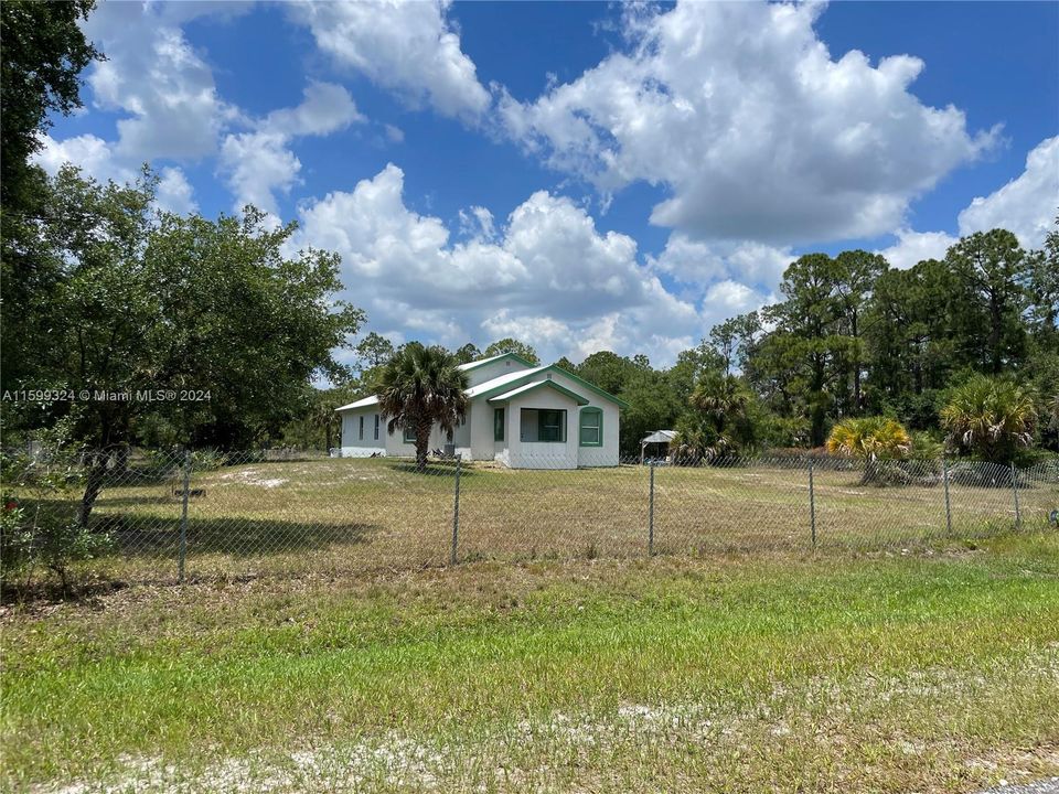 For Sale: $575,000 (4 beds, 2 baths, 2668 Square Feet)