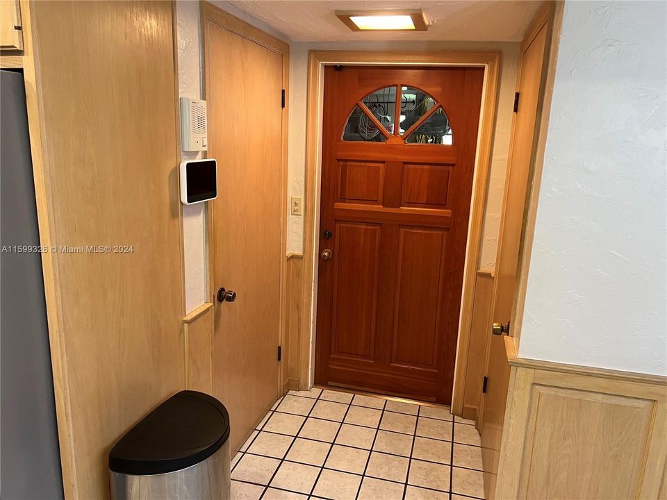 Garage Entry through kitchen