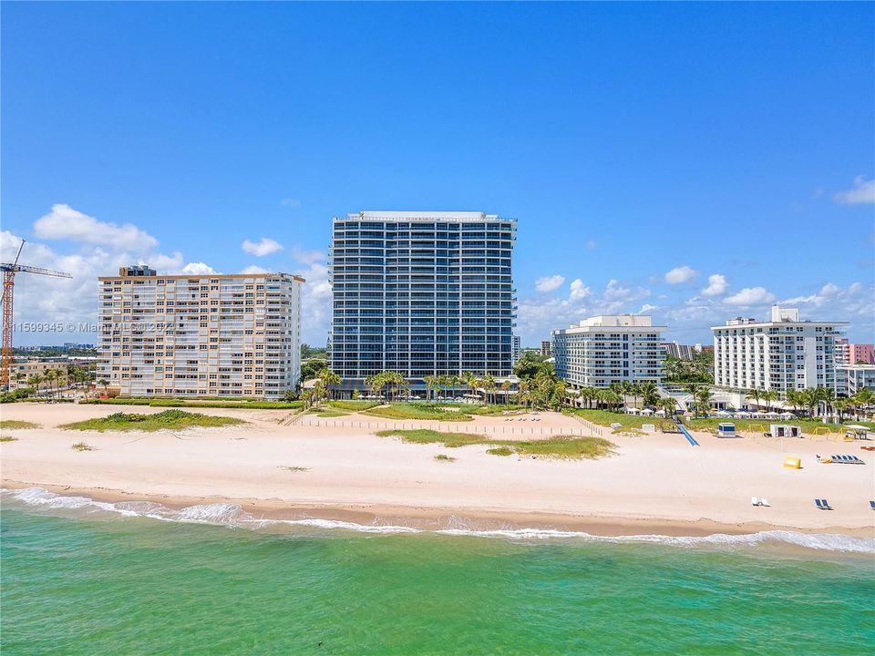 For Sale: $2,325,000 (2 beds, 2 baths, 1923 Square Feet)