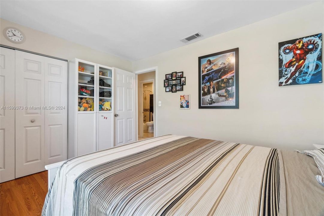 Active With Contract: $499,000 (3 beds, 2 baths, 1150 Square Feet)