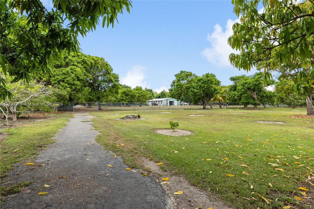 For Sale: $1,790,000 (4 beds, 2 baths, 2022 Square Feet)