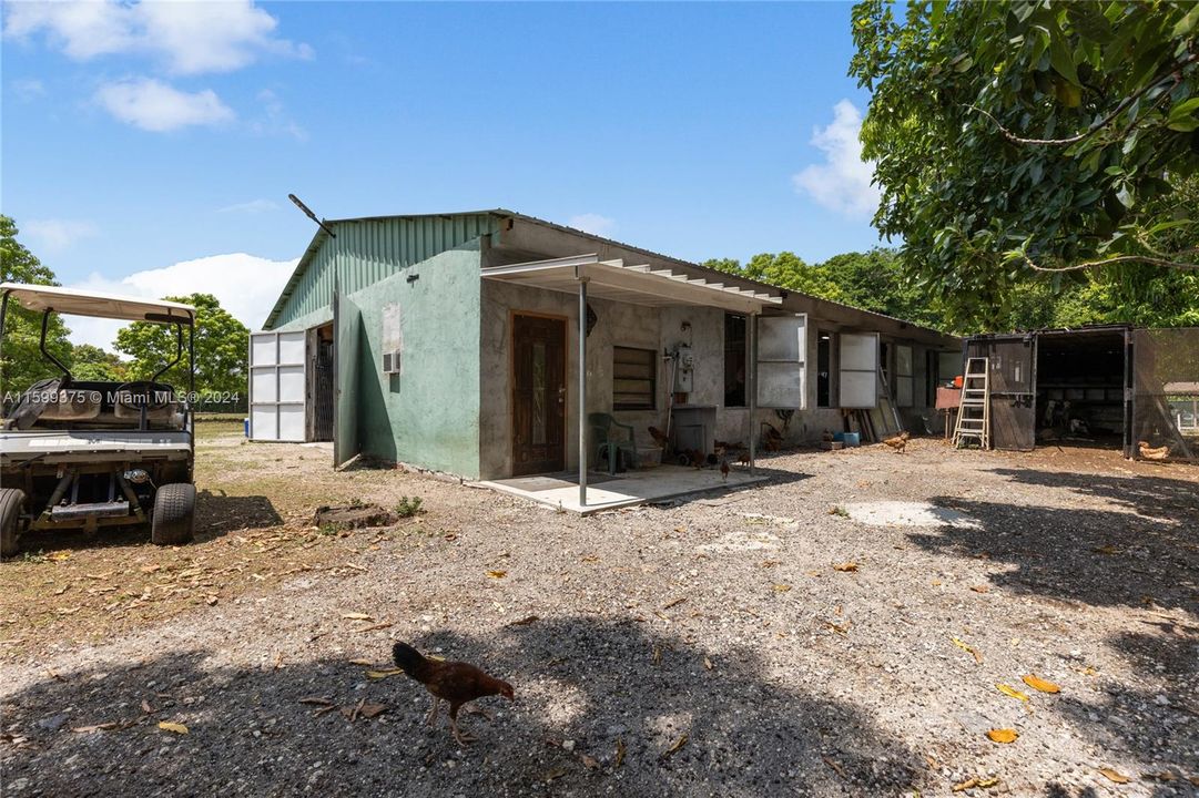 For Sale: $1,790,000 (4 beds, 2 baths, 2022 Square Feet)