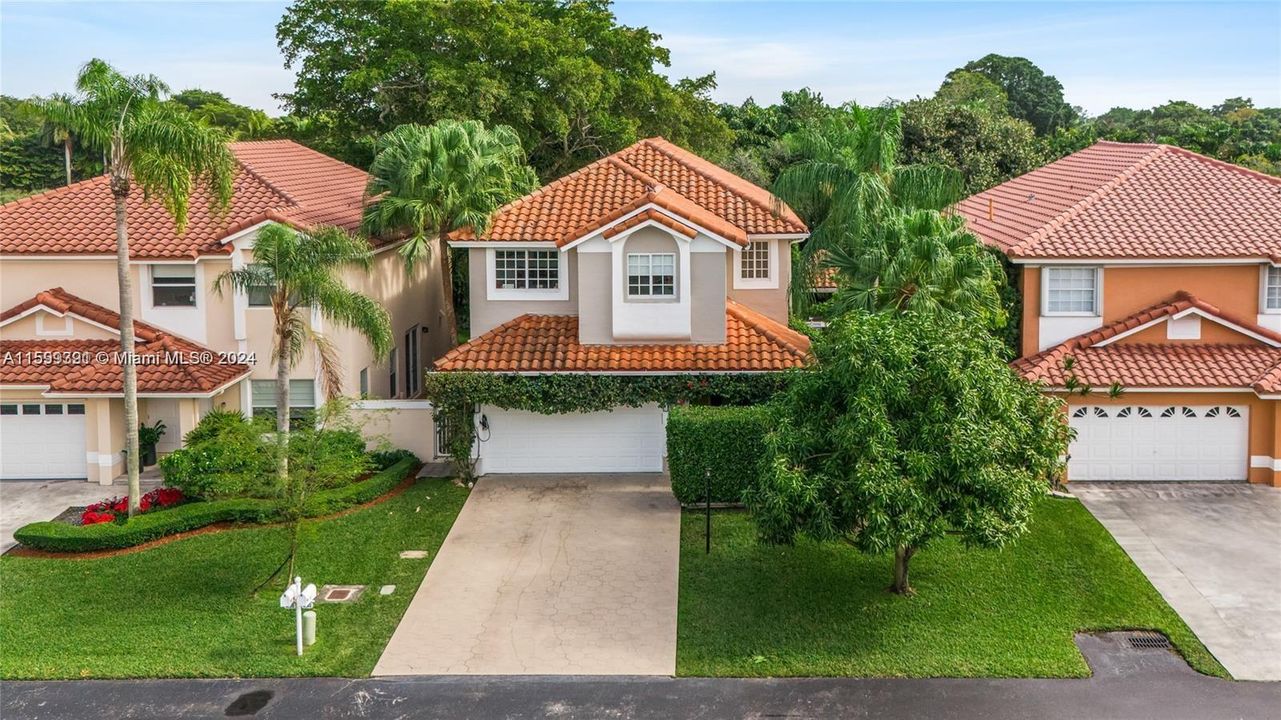 Recently Sold: $1,490,000 (4 beds, 2 baths, 2596 Square Feet)