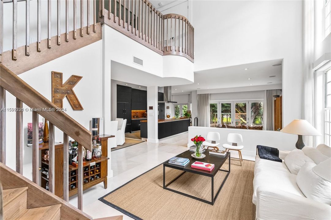 Active With Contract: $1,490,000 (4 beds, 2 baths, 2596 Square Feet)