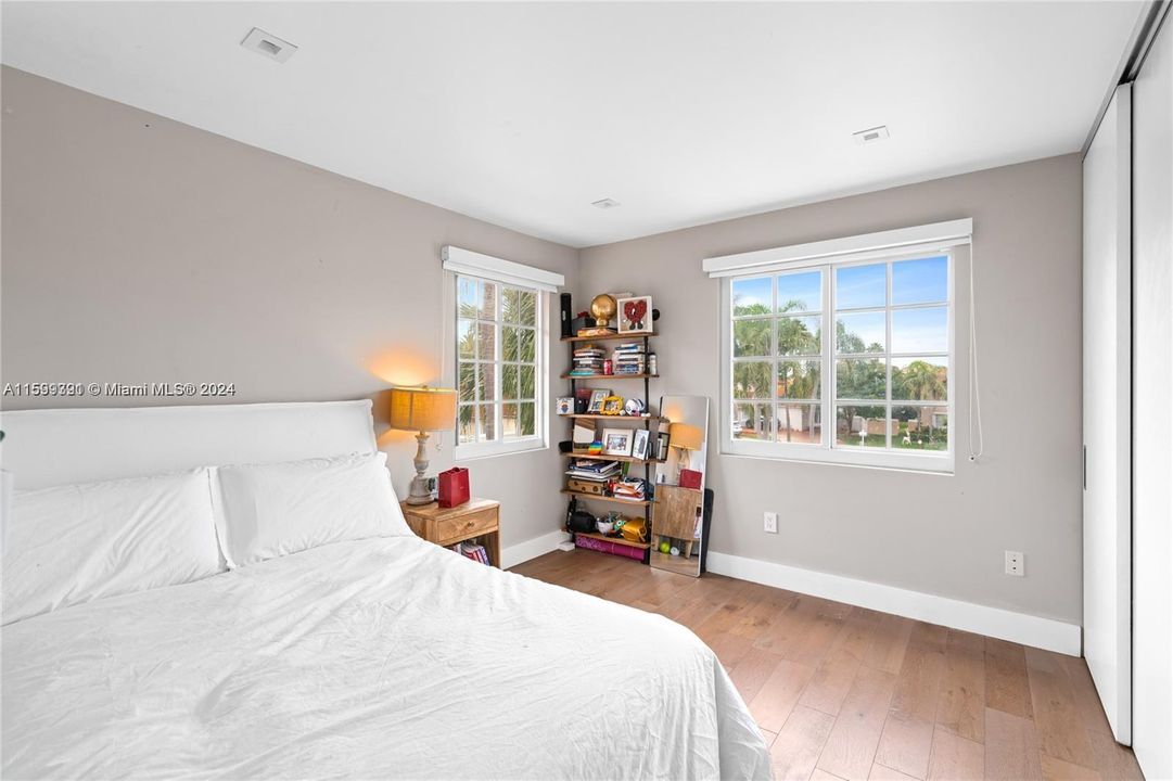 Active With Contract: $1,490,000 (4 beds, 2 baths, 2596 Square Feet)