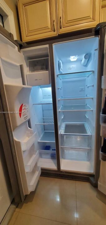 Recientemente alquilado: $2,200 (2 camas, 2 baños, 995 Pies cuadrados)