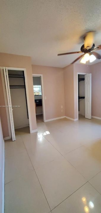 Recently Rented: $2,200 (2 beds, 2 baths, 995 Square Feet)