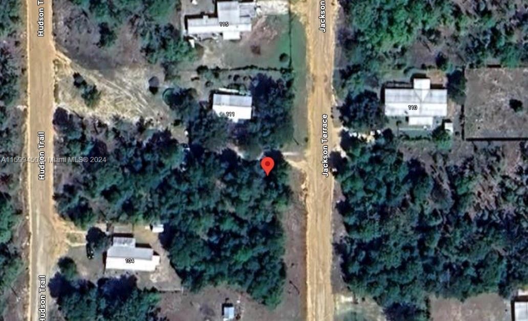 Vendido Recientemente: $10,000 (0.22 acres)