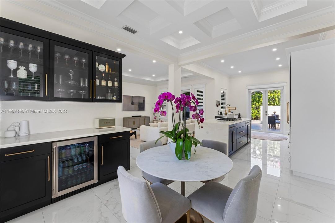 Active With Contract: $3,045,000 (4 beds, 3 baths, 2590 Square Feet)