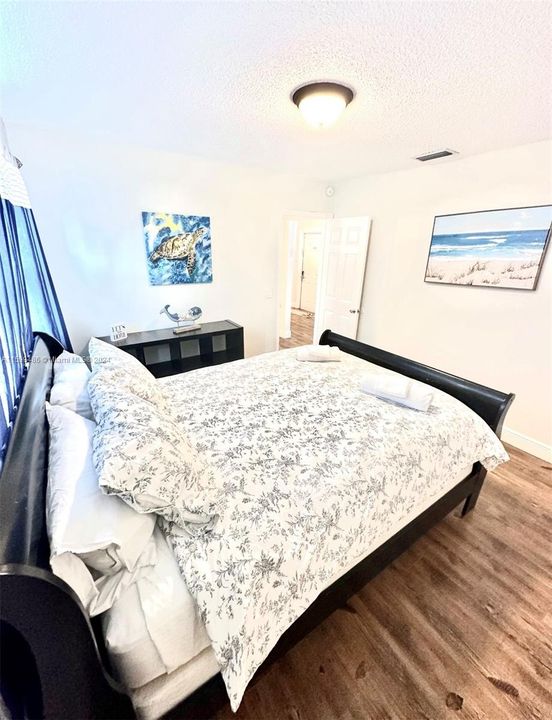 最近租的: $3,800 (3 贝兹, 2 浴室, 0 平方英尺)