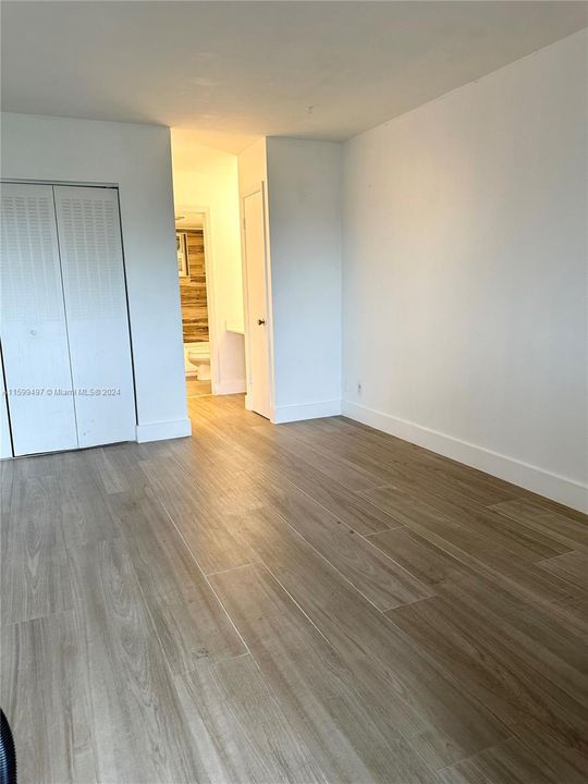 Recently Rented: $1,800 (1 beds, 1 baths, 741 Square Feet)