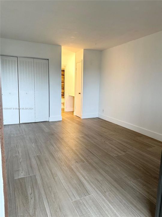 Recently Rented: $1,800 (1 beds, 1 baths, 741 Square Feet)