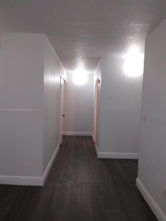 For Rent: $1,950 (2 beds, 1 baths, 1075 Square Feet)