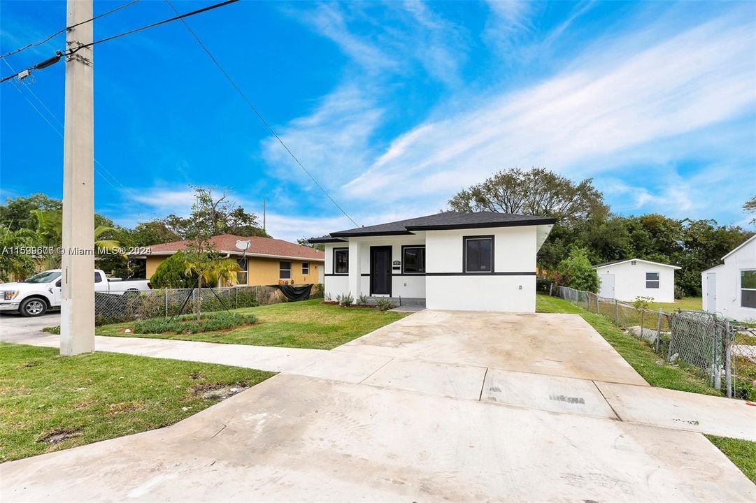 Recently Rented: $4,300 (4 beds, 3 baths, 0 Square Feet)