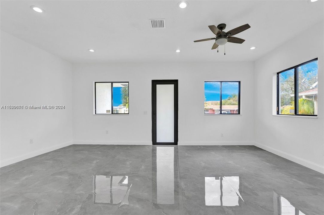 Recently Rented: $4,300 (4 beds, 3 baths, 0 Square Feet)