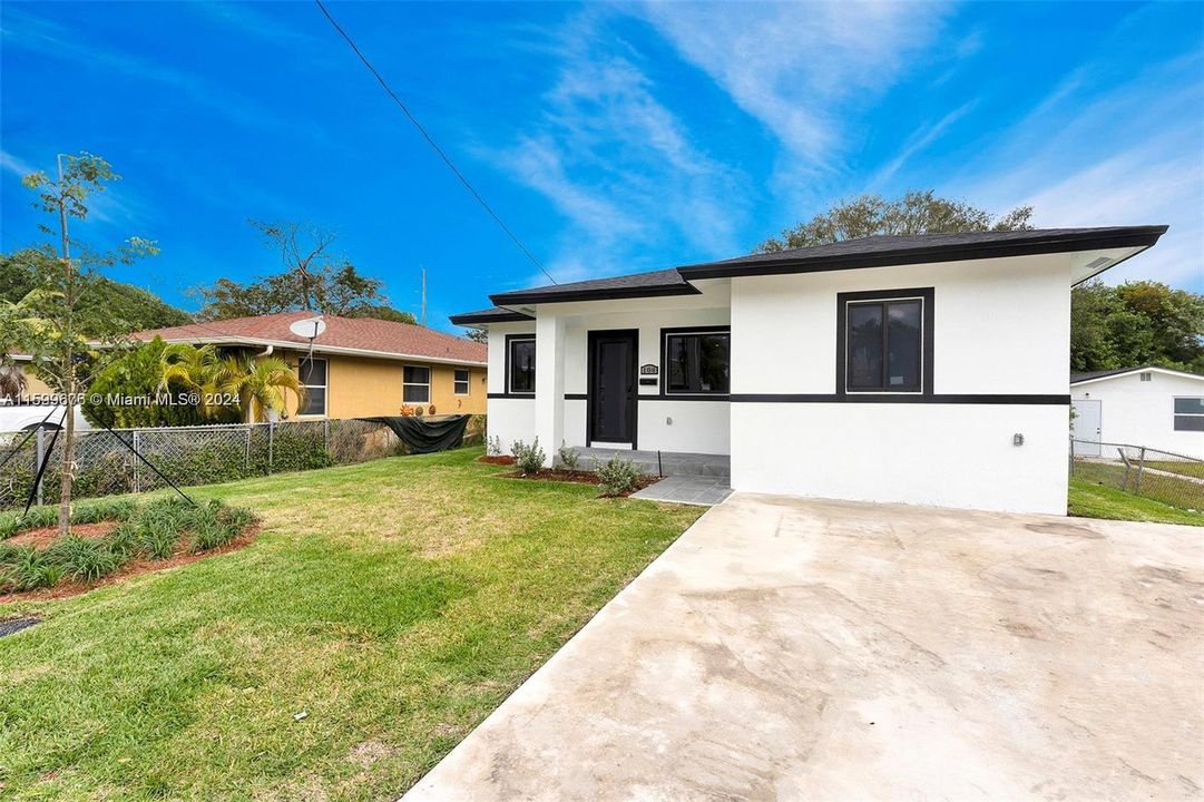 Recently Rented: $4,300 (4 beds, 3 baths, 0 Square Feet)