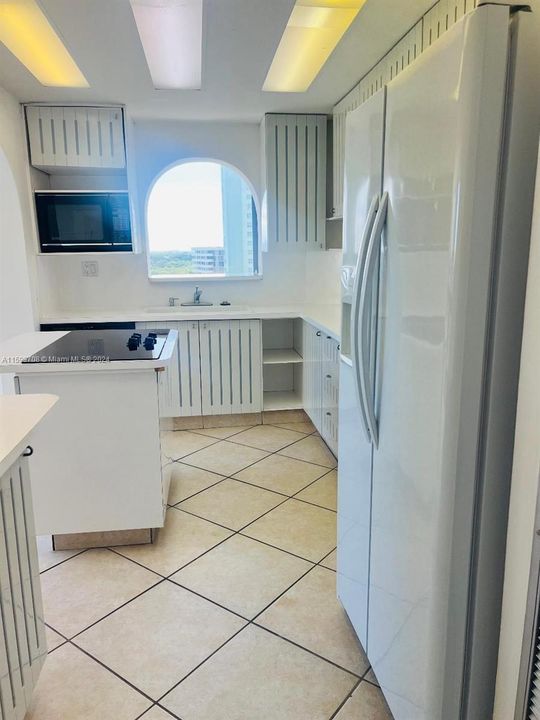 Недавно арендовано: $4,200 (2 спален, 2 ванн, 1760 Квадратных фут)