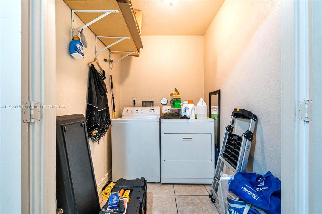 En Venta: $1,100,000 (0 camas, 0 baños, 2948 Pies cuadrados)