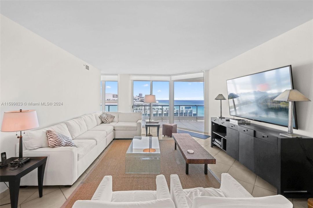 For Sale: $1,799,000 (2 beds, 2 baths, 1750 Square Feet)