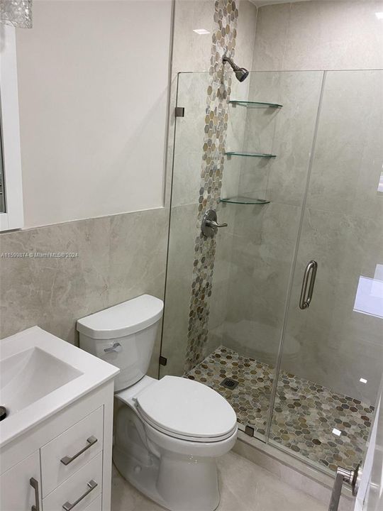 2nd Bathroom