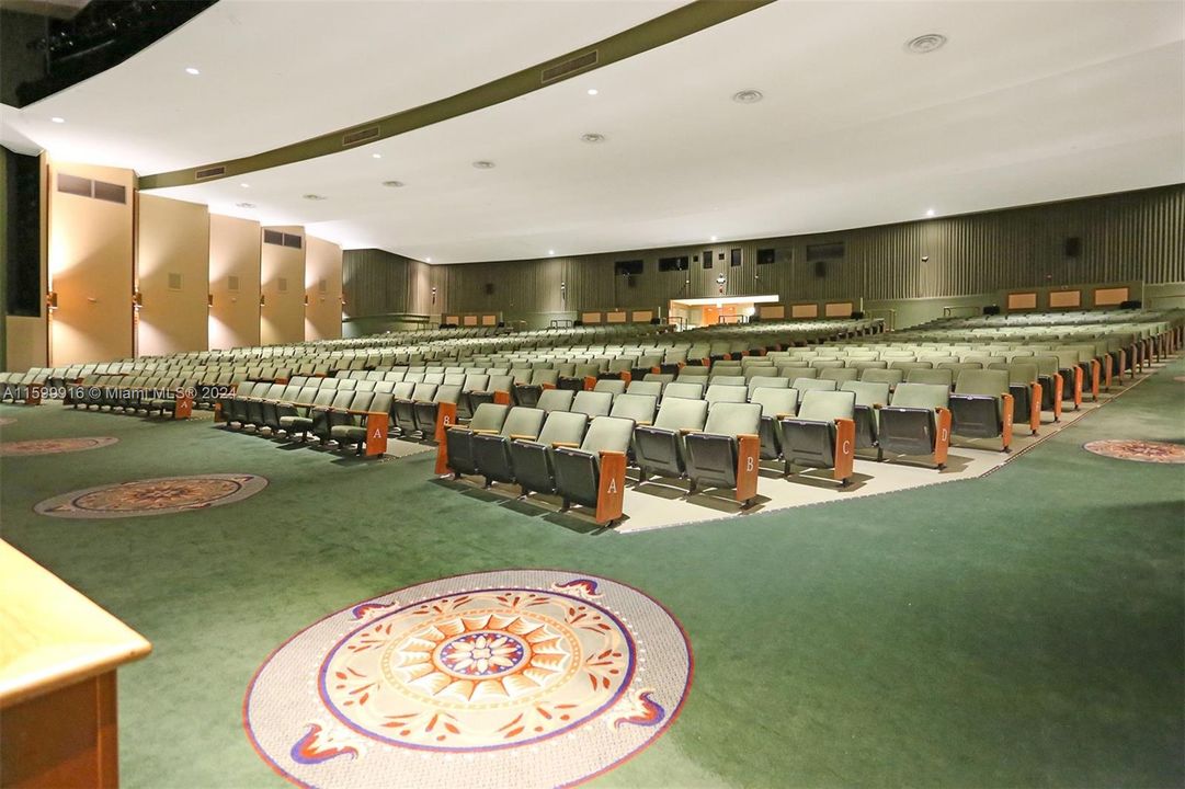 Expansive Theatre for Live Shows & Free Movies