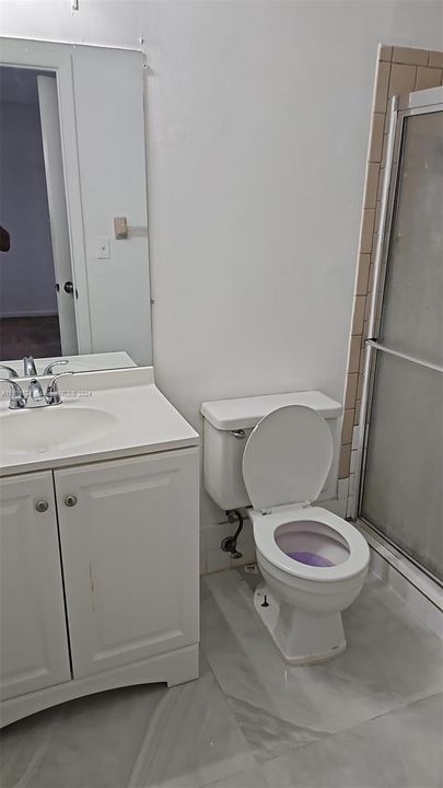 В аренду: $1,950 (2 спален, 2 ванн, 974 Квадратных фут)