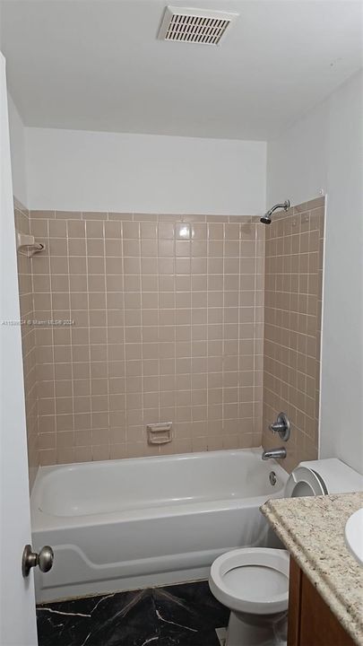 For Rent: $1,950 (2 beds, 2 baths, 974 Square Feet)