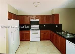 Active With Contract: $2,900 (3 beds, 2 baths, 2965 Square Feet)