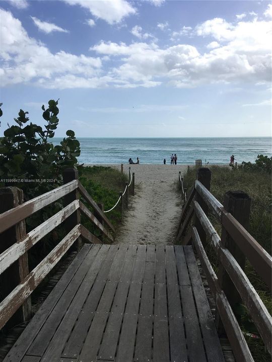 Beach access and Jogging Path