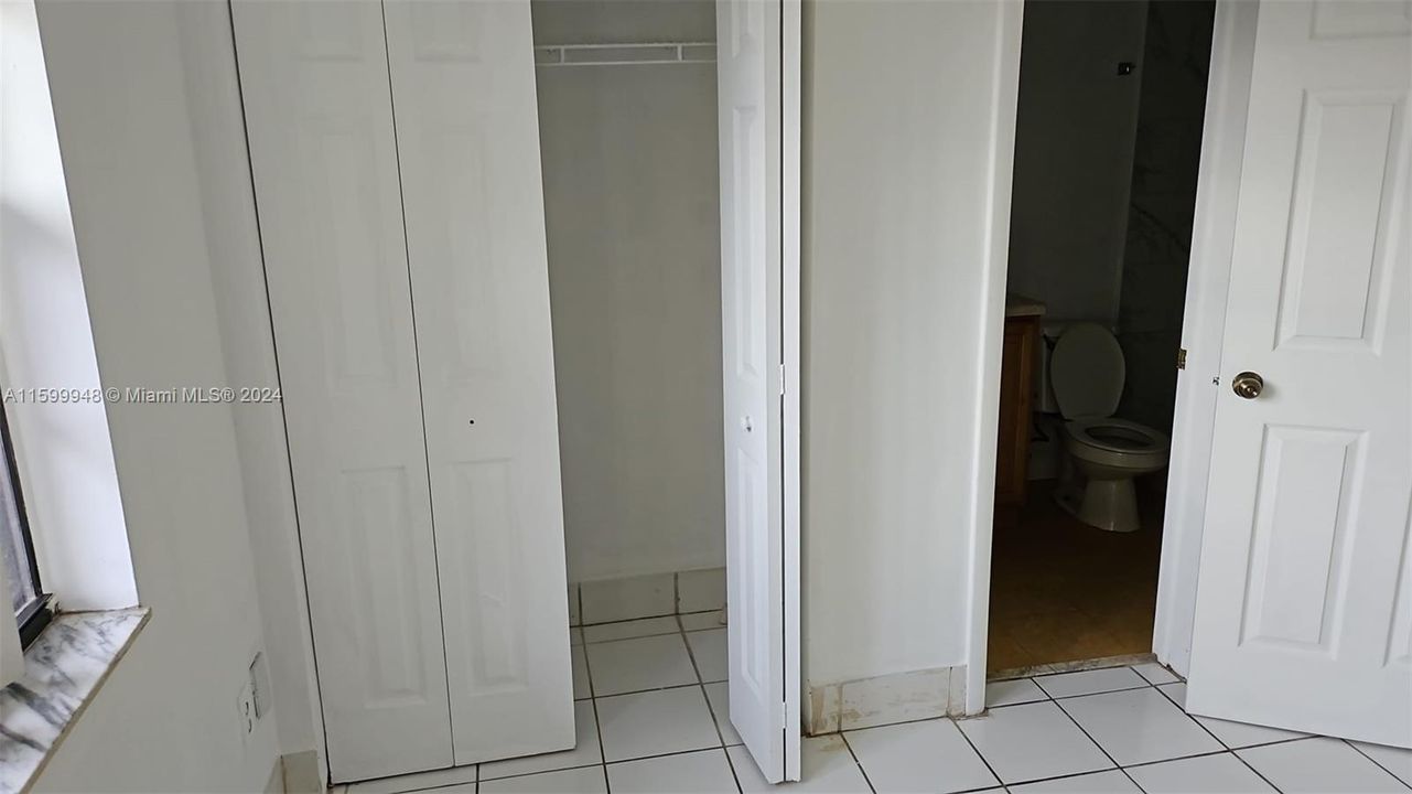 Недавно арендовано: $2,100 (2 спален, 2 ванн, 942 Квадратных фут)