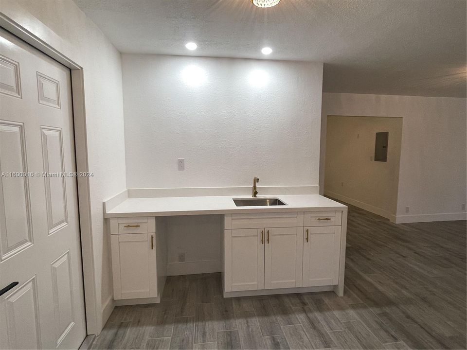 Recently Sold: $525,000 (3 beds, 2 baths, 1542 Square Feet)