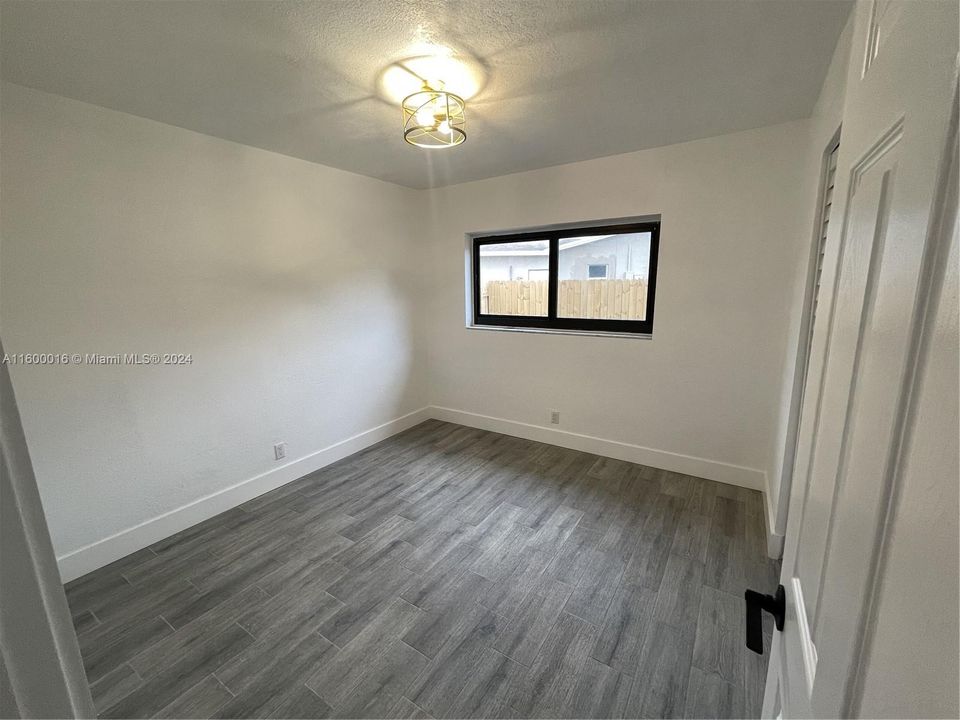 Recently Sold: $525,000 (3 beds, 2 baths, 1542 Square Feet)