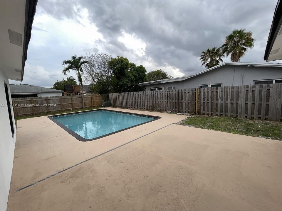 Recently Sold: $525,000 (3 beds, 2 baths, 1542 Square Feet)