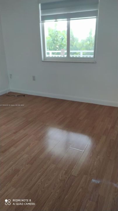 Active With Contract: $2,150 (2 beds, 1 baths, 1035 Square Feet)