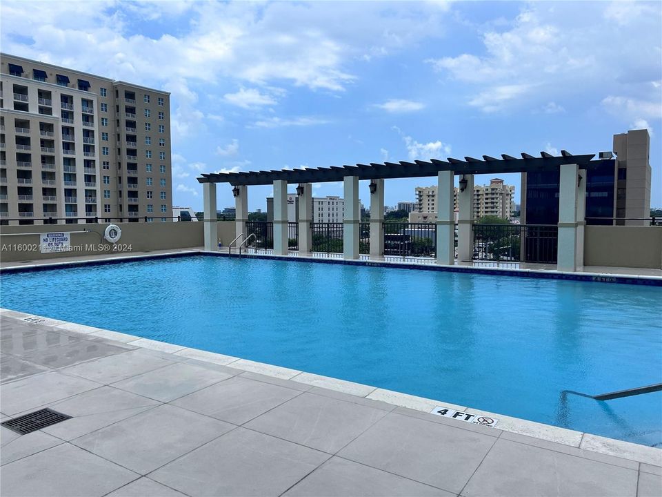 Active With Contract: $3,100 (3 beds, 2 baths, 1270 Square Feet)