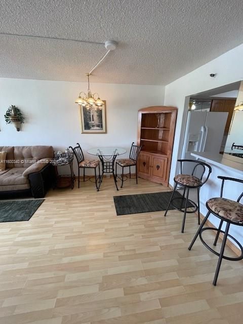 Recently Sold: $150,000 (1 beds, 1 baths, 740 Square Feet)