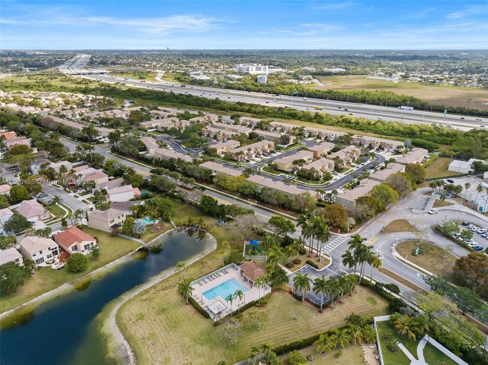 Active With Contract: $528,800 (3 beds, 2 baths, 1515 Square Feet)