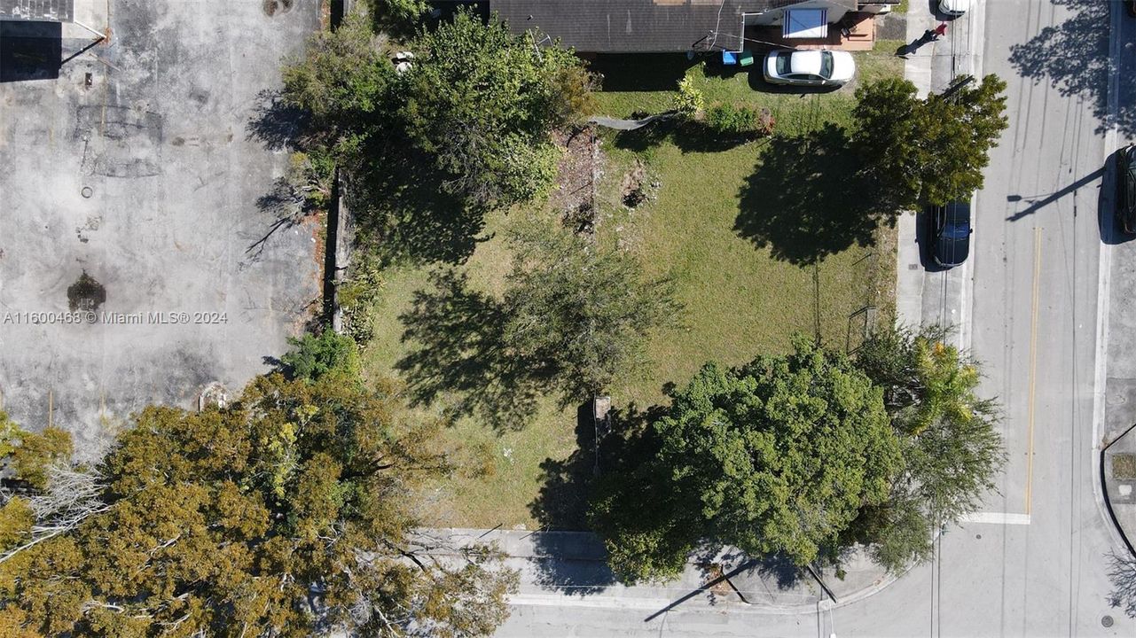 En Venta: $2,000,000 (5 camas, 2 baños, 1971 Pies cuadrados)