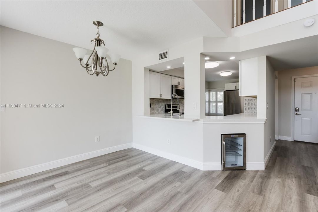 Active With Contract: $3,500 (3 beds, 2 baths, 1523 Square Feet)