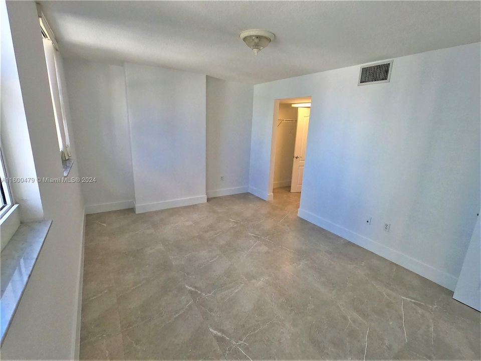 For Rent: $5,000 (3 beds, 2 baths, 1232 Square Feet)