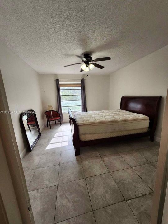 Recently Rented: $1,650 (1 beds, 1 baths, 640 Square Feet)