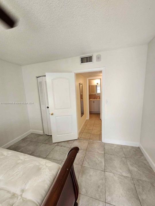 Recently Rented: $1,650 (1 beds, 1 baths, 640 Square Feet)